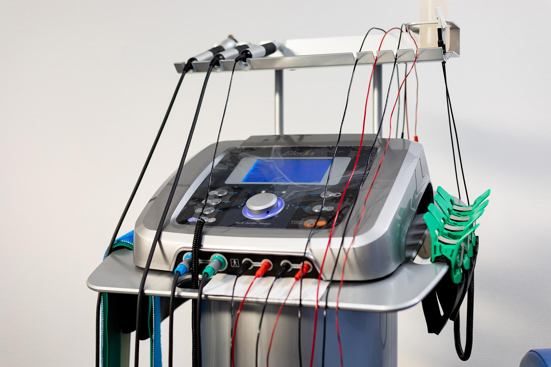 微弱電流治療器エレサス