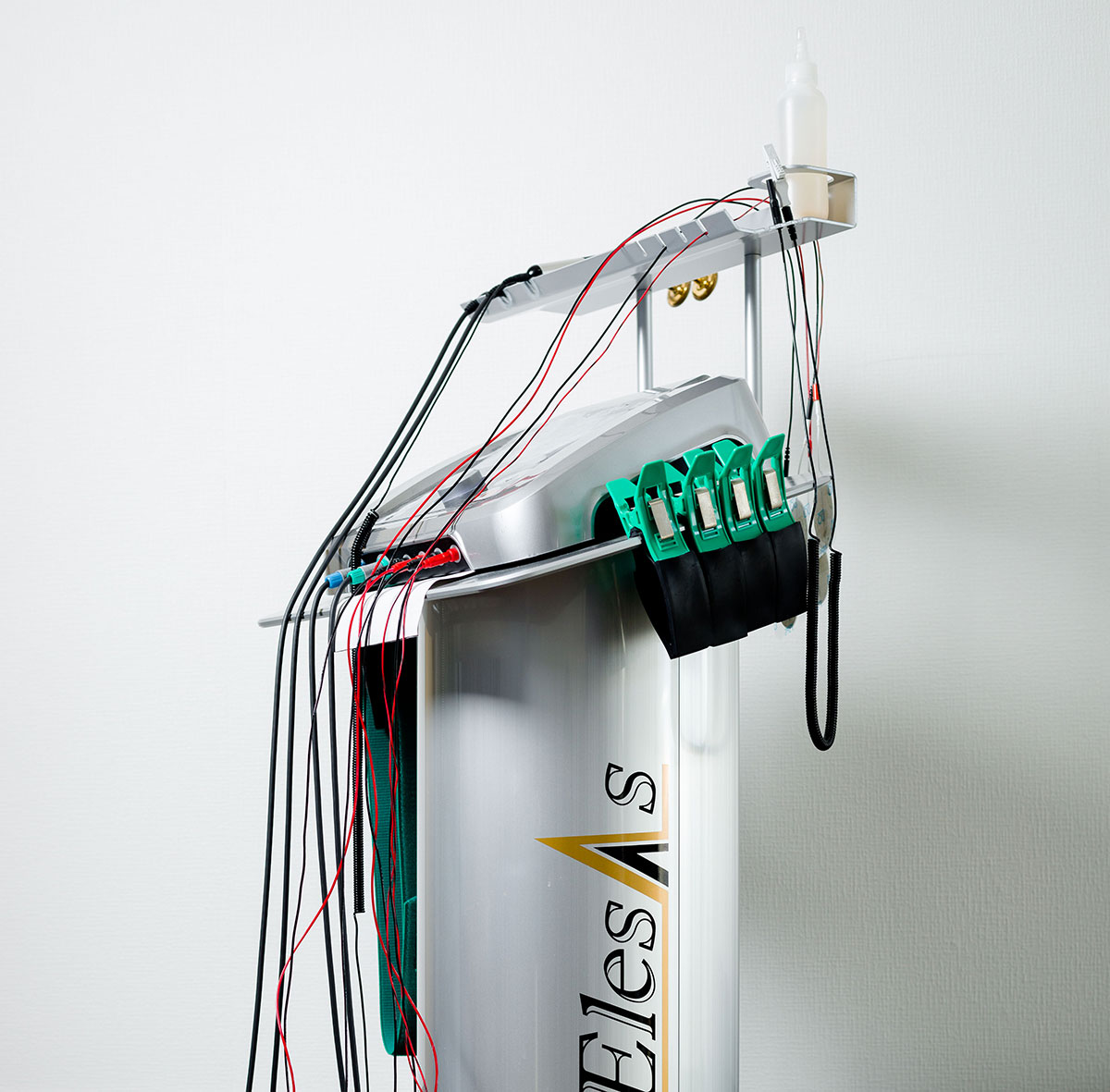 微弱電流治療器 エレサス